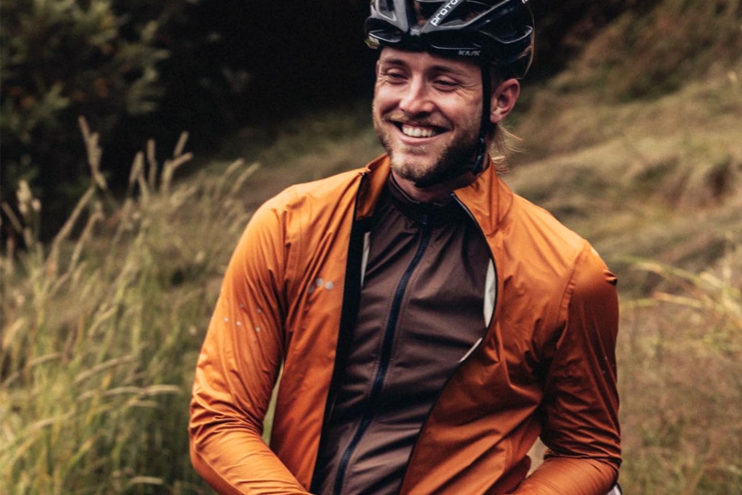 COMMENT S’ÉQUIPER POUR L’AUTOMNE À VÉLO ?